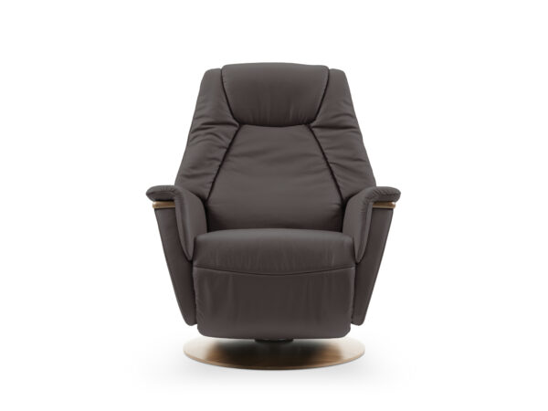 Max - Image 9