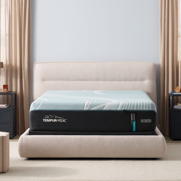 Tempur- Pedic LuxeAdapt 2.0 Medium Hybrid - Image 2